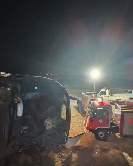 واژگونی اتوبوس شیراز- کرج در شهرضا ۲۳ مصدوم برجا گذاشت