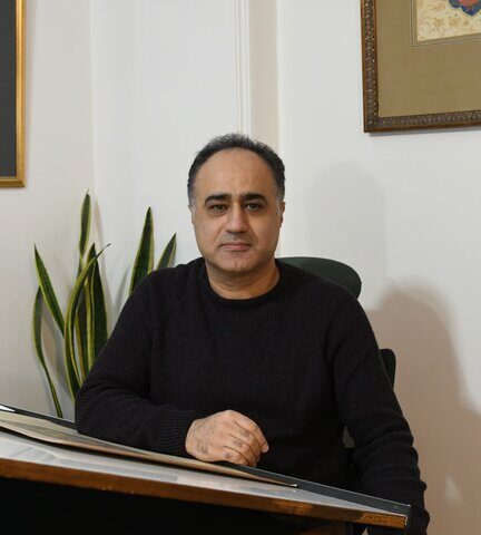 چالش‌های نگارگری از زبان محمدحسین آقامیری؛ شیوه‌های آموزش بازنگری شود