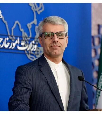 بقائی: کشور نباید وابسته مذاکرات باشد؛ دستگاه‌ها به کارشان ادامه دهند