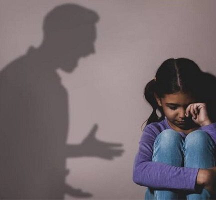 زندگی زیر سقف ترس؛ وقتی محبت به سلاح تبدیل می‌شود