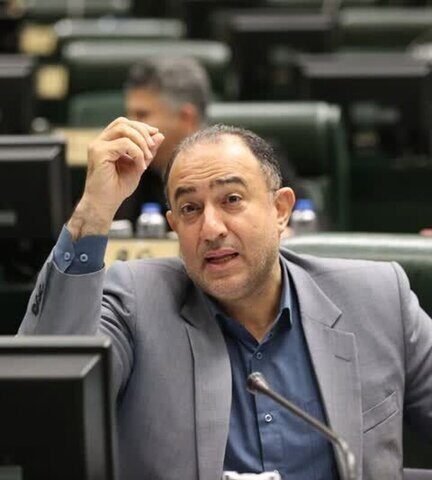 فاطمی: تغییر ساعت رسمی کشور به کاهش مصرف انرژی و ترافیک کمک می‌کند