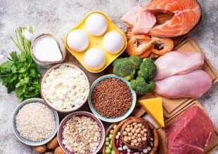 عرضه بسته‌های یک کیلوگرمی شکر بدون درج قیمت+ جدول قیمت کالاهای اساسی