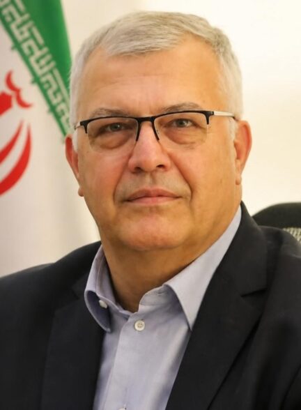 در حاشیه پنجمین مجمع عمومی اتحادیه سازمان‌های حمل‌ونقل شهرداری‌های کشور اعلام شد؛  اجرای طرح متمركز بیمه رانندگان تاكسی در سراسر كشور