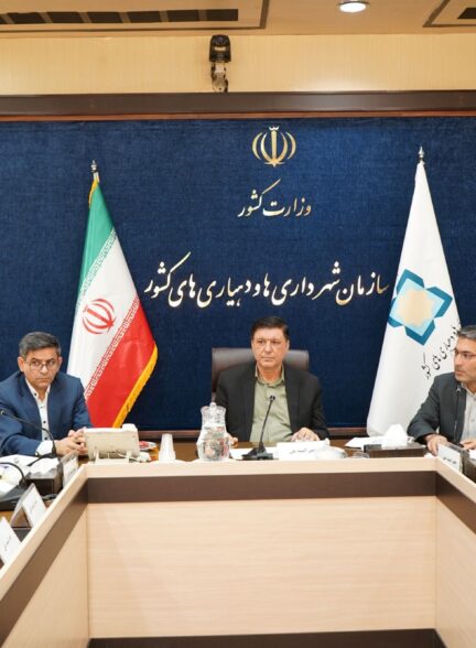 در نشست کمیته ملی وام دهیاری‌ها؛  مبلغ ۴ هزار و ۹۱۴ میلیارد ریال تسهیلات كم‌بهره برای اجرای ۲۰ طرح درآمدزای دهیاری‌های كشور تصویب شد